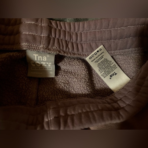 Tna cozy fleece aritzia size xs joggers sweatpants ombré purple - Picture 5 of 7